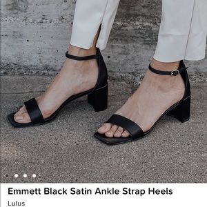 NWT Lulus black satin ankle strap heel